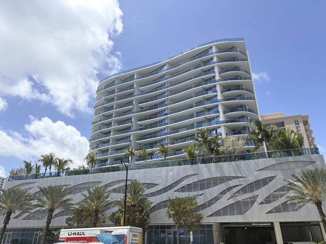 Aurora Sunny Isles  photo 3